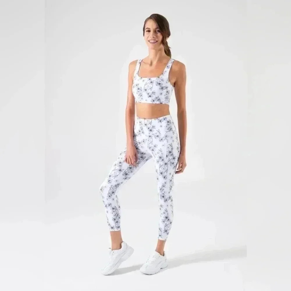 NUX Square Bra and Carry On 7/8" Legging
